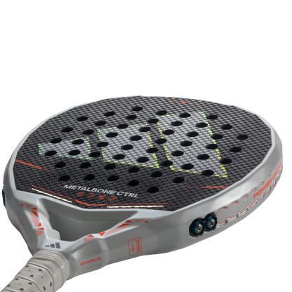 Flot design på Adidas 2026