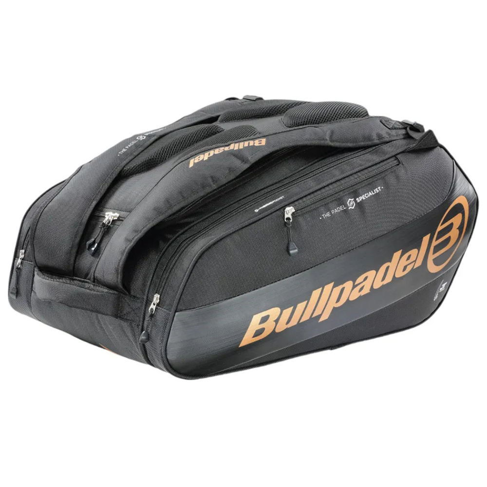 Bullpadel Vertex padeltaske i eksklusivt design