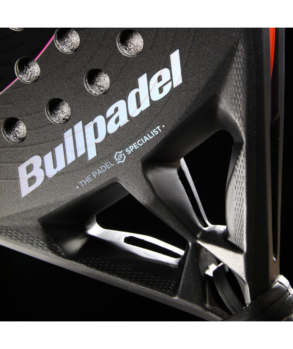 Bullpadel CMF versionen af Hack 04